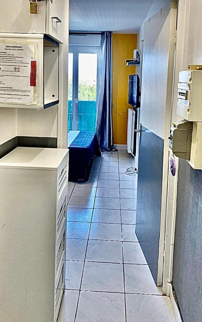 Appartement Proche Gare Et Centre Ville Melun Dış mekan fotoğraf