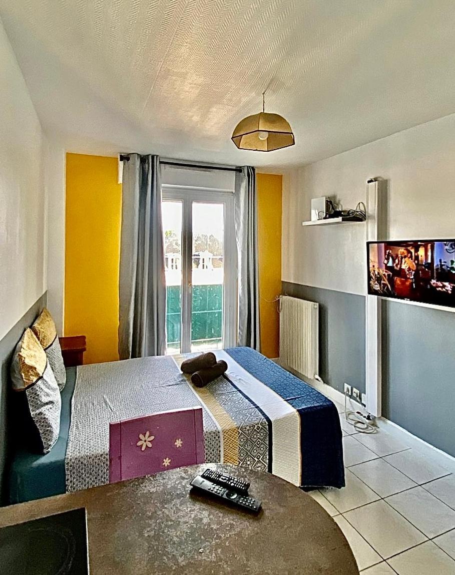 Appartement Proche Gare Et Centre Ville Melun Dış mekan fotoğraf