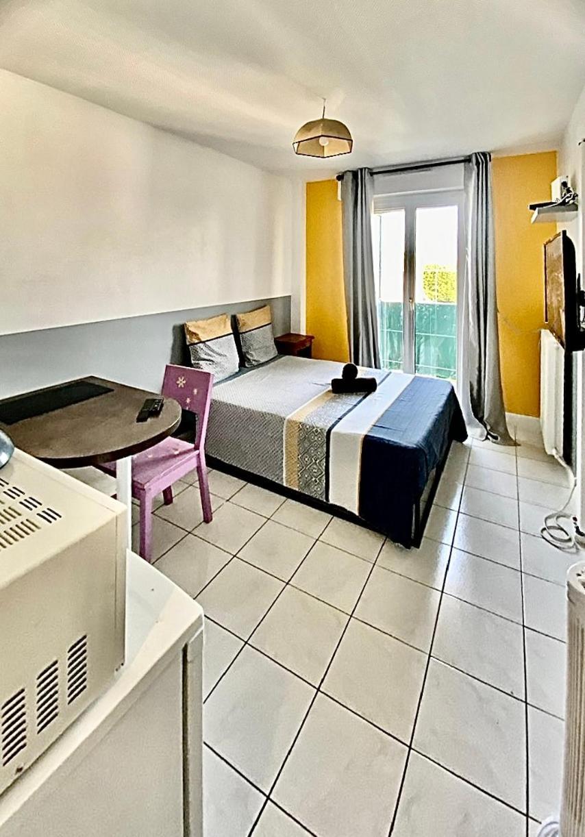 Appartement Proche Gare Et Centre Ville Melun Dış mekan fotoğraf